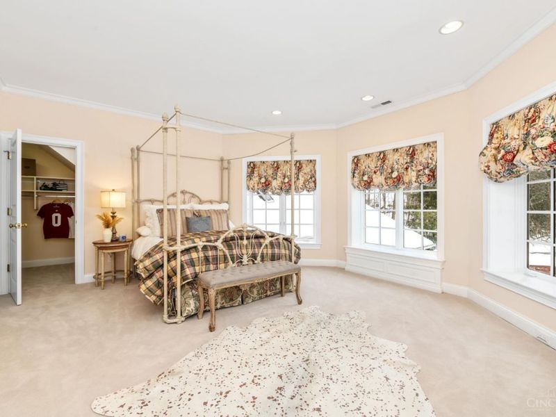 8500 Kugler Mill Road, Indian Hill, OH 45243 Photo 32