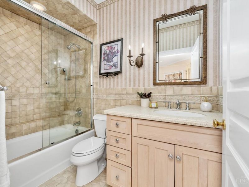 8500 Kugler Mill Road, Indian Hill, OH 45243 Photo 33