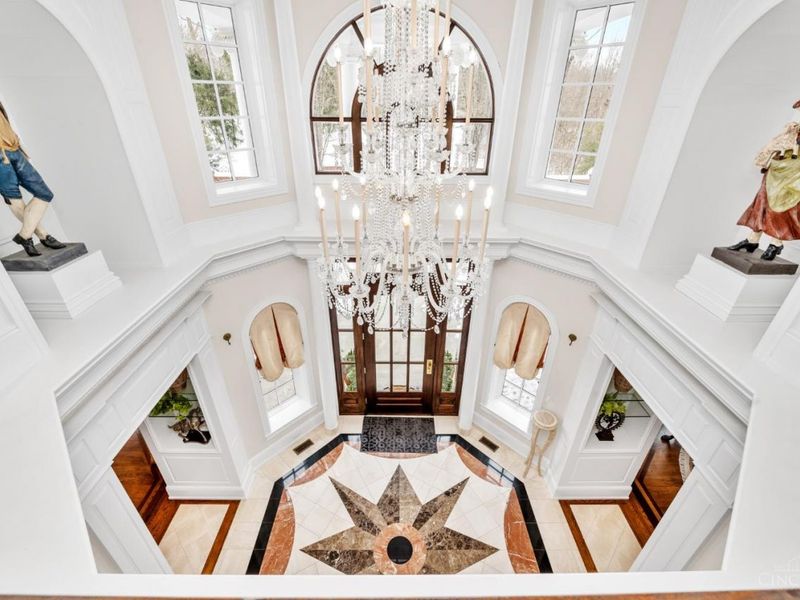 8500 Kugler Mill Road, Indian Hill, OH 45243 Photo 35