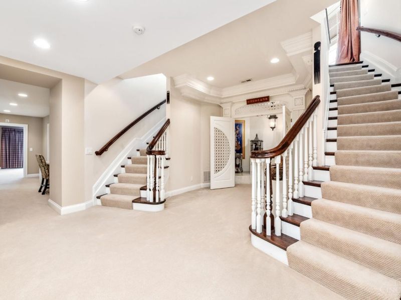 8500 Kugler Mill Road, Indian Hill, OH 45243 Photo 37