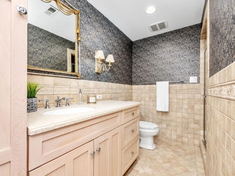 8500 Kugler Mill Road, Indian Hill, OH 45243 Photo 44