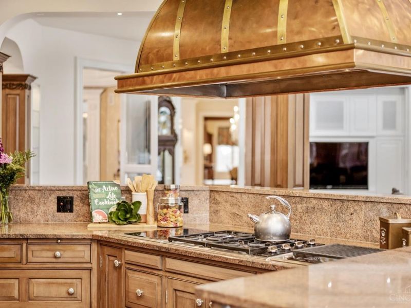 8500 Kugler Mill Road, Indian Hill, OH 45243 Photo 52