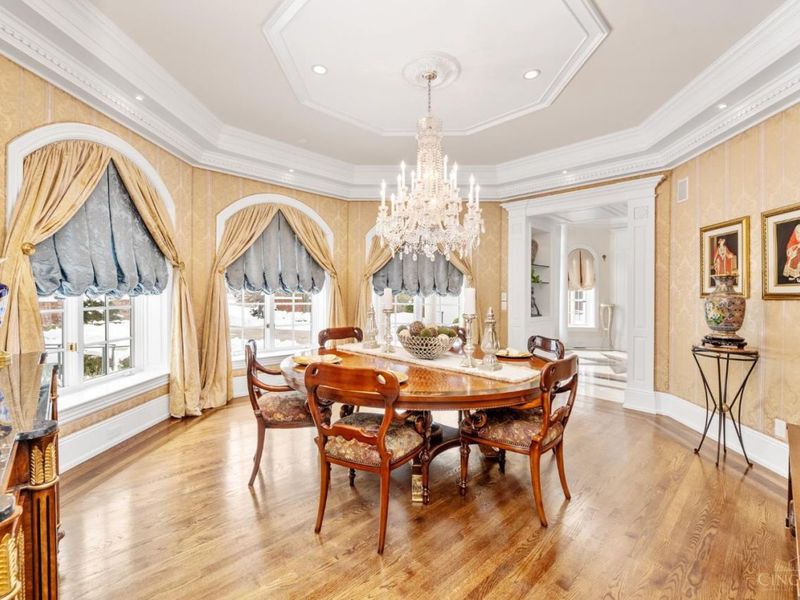 8500 Kugler Mill Road, Indian Hill, OH 45243 Photo 6