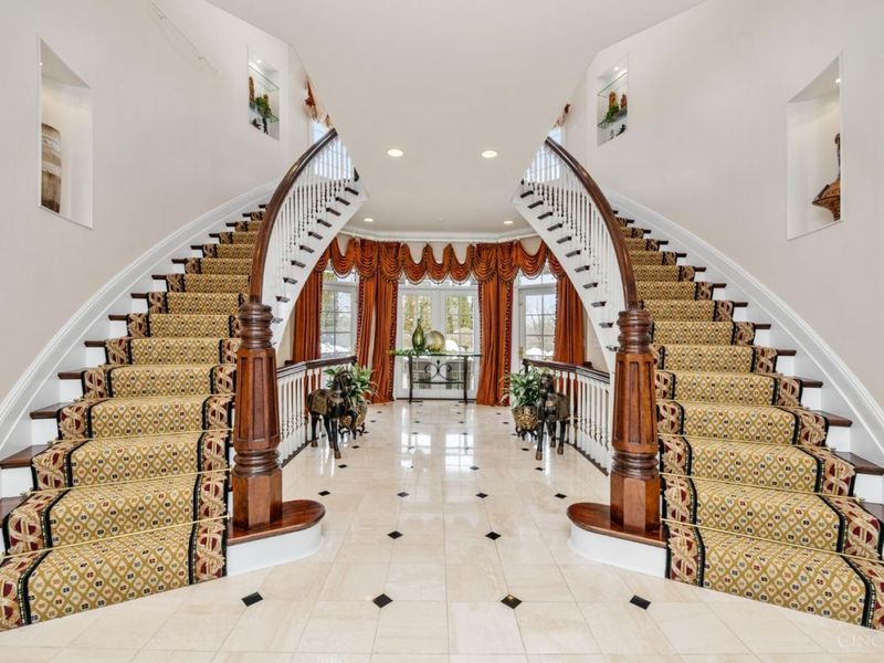 8500 Kugler Mill Road, Indian Hill, OH 45243 Photo 75