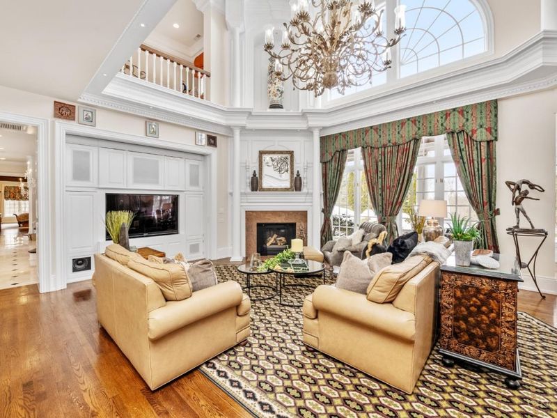 8500 Kugler Mill Road, Indian Hill, OH 45243 Photo 9