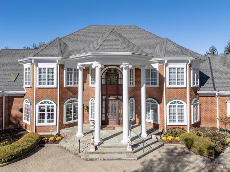 8500 Kugler Mill Road, Indian Hill, OH 45243 Photo 96