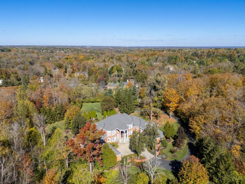 8500 Kugler Mill Road, Indian Hill, OH 45243 Photo 98