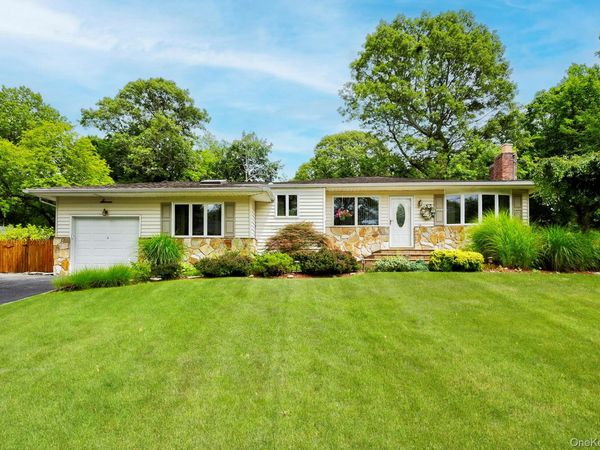 7 Bartel Place, South Huntington, NY 11746