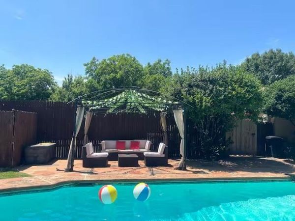 1914 E Spring Valley, Richardson, TX 75081