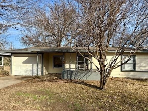 5836 Pollard Drive, Westworth Village, TX 76114