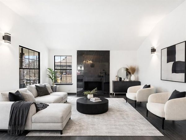 2361 Peak Street, Fort Worth, TX 76106