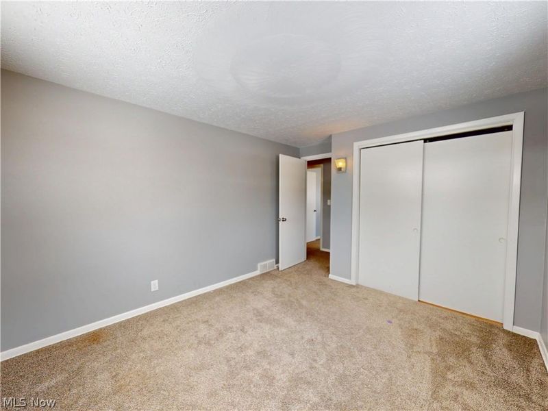 231 Cedar Street N, East Canton, OH 44730 Photo 19