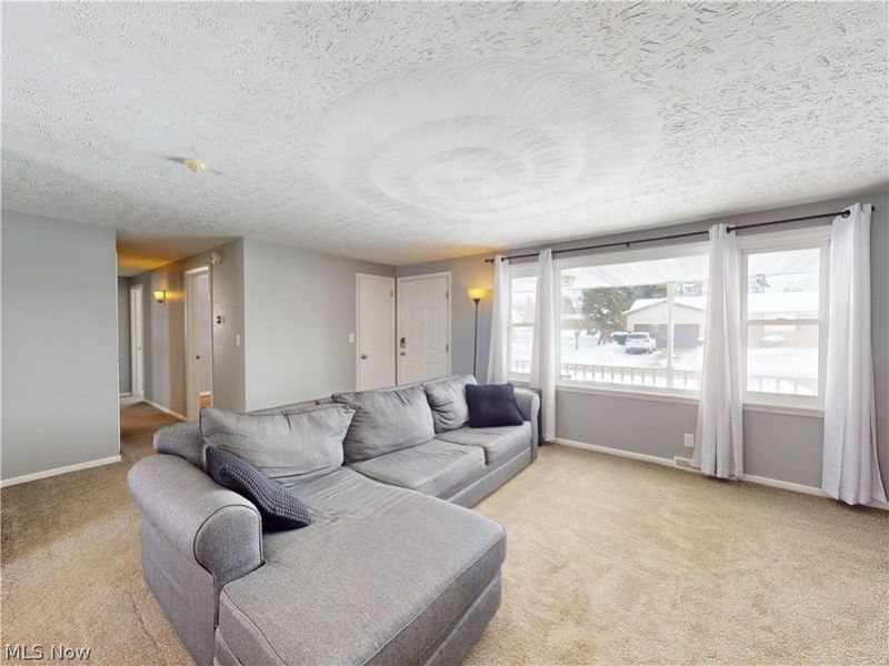 231 Cedar Street N, East Canton, OH 44730 Photo 9