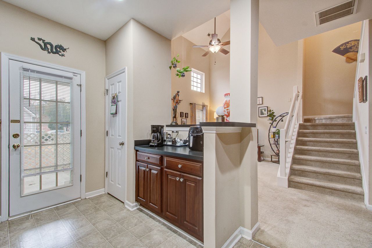 172 Dorothy Drive Photo 12