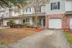 172 Dorothy Drive photo 4