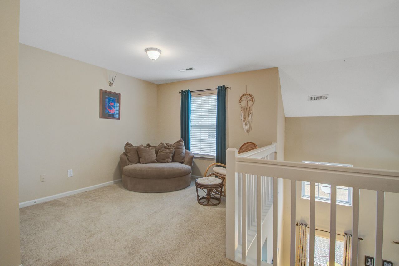 172 Dorothy Drive Photo 20