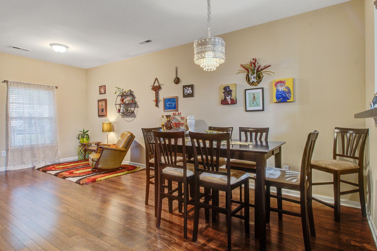 172 Dorothy Drive Photo 8