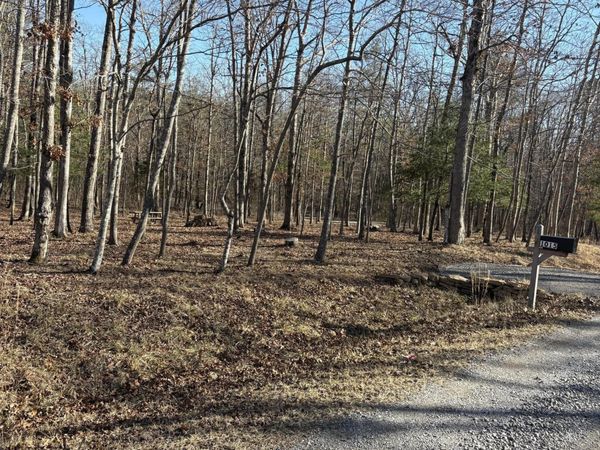 1015 Gray Eagle Drive, Crossville, TN 38572