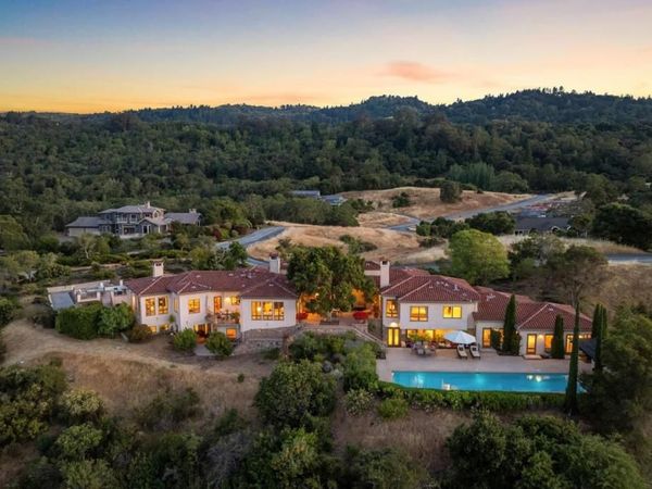 7 Redberry, Portola Valley, CA 94028