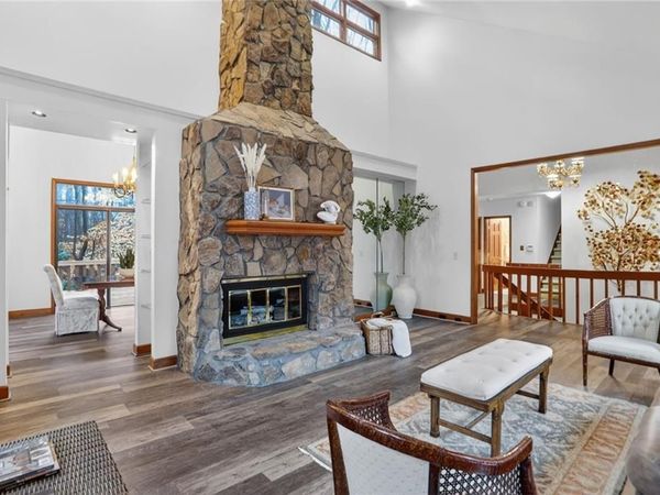 365 Crosstree Lane, Sandy Springs, GA 30328