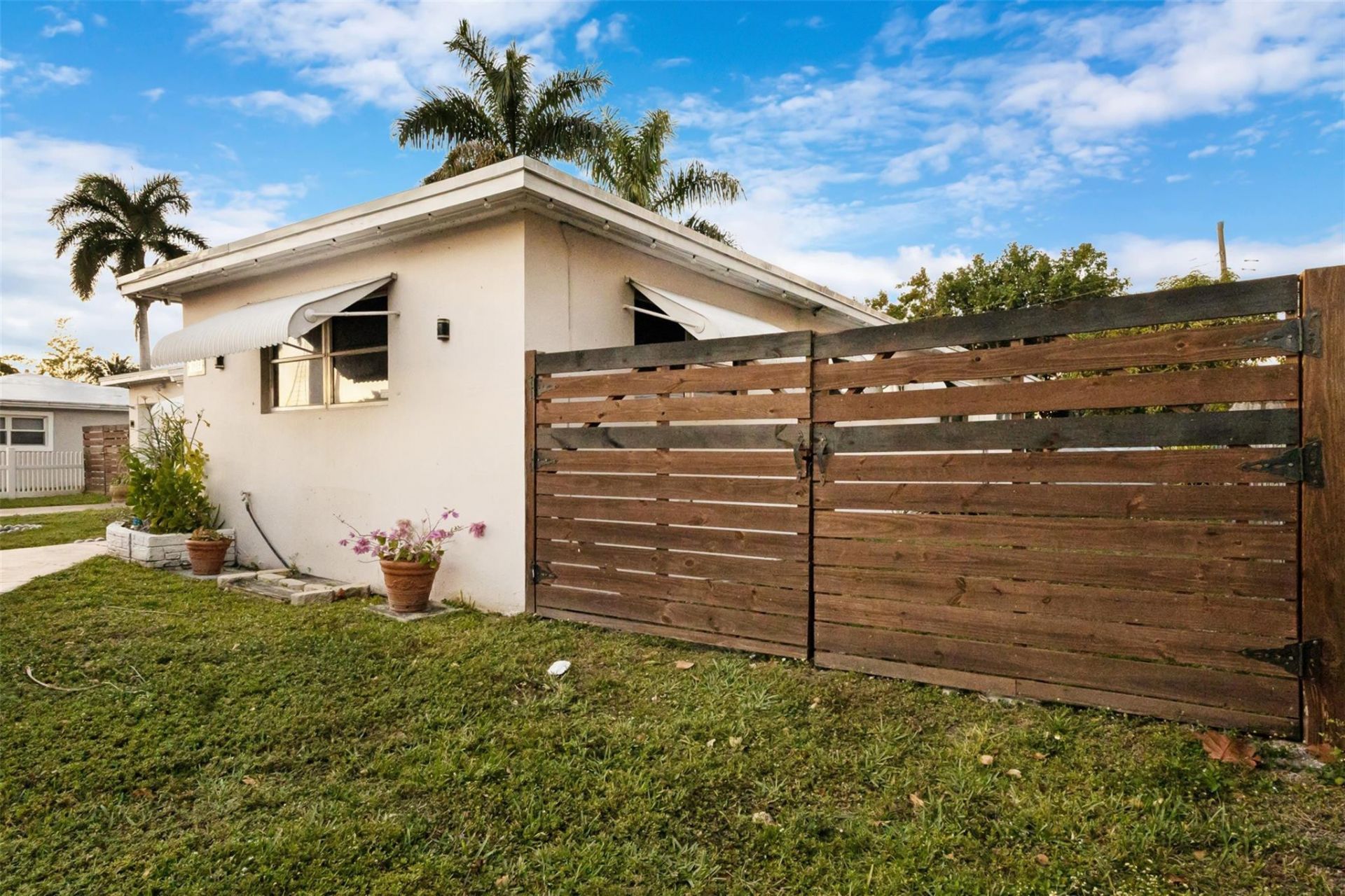 3105 Hollywood Blvd, Hollywood, FL 33021 Photo