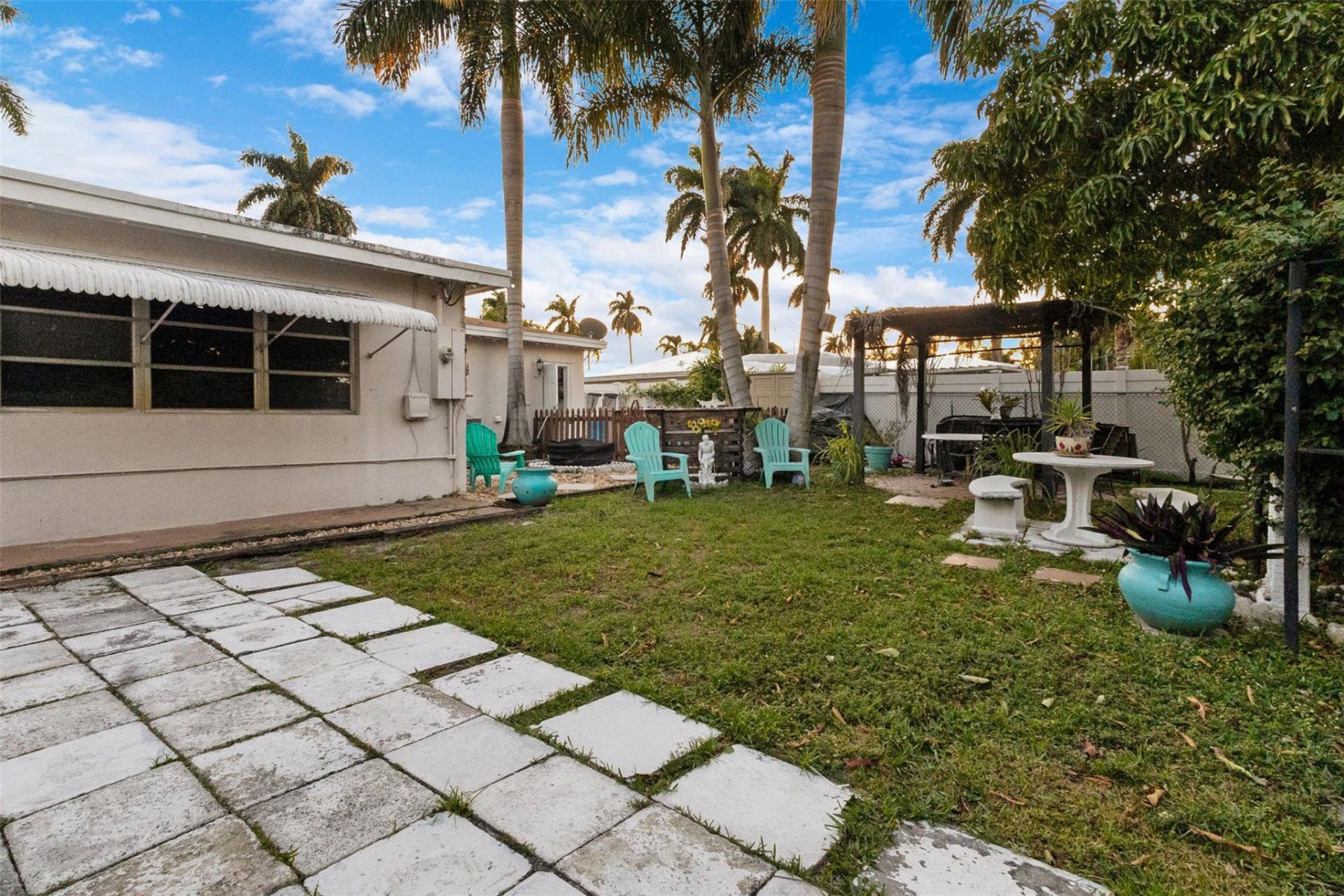 3105 Hollywood Blvd, Hollywood, FL 33021 Photo