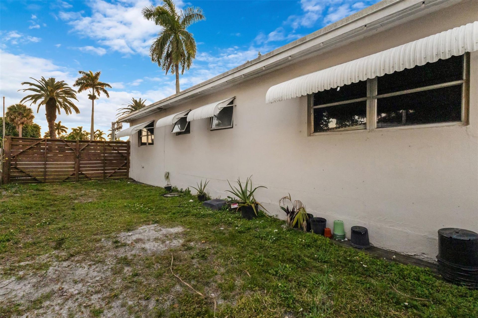 3105 Hollywood Blvd, Hollywood, FL 33021 Photo