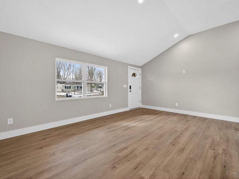 60 S Orchard Circle, Blanchester, OH 45107 Photo 3