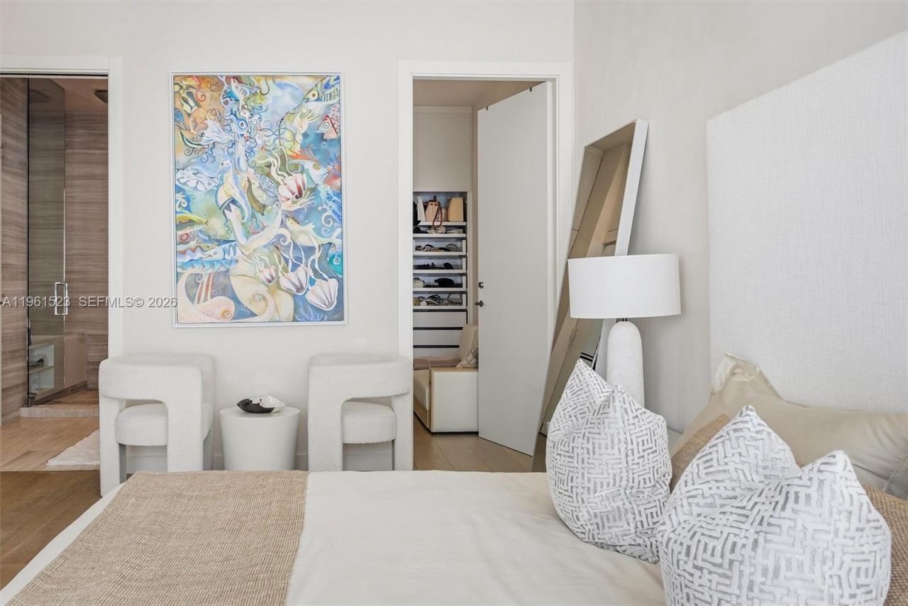 4701 N Meridian Ave, Unit 208, Miami Beach, FL 33140 Photo