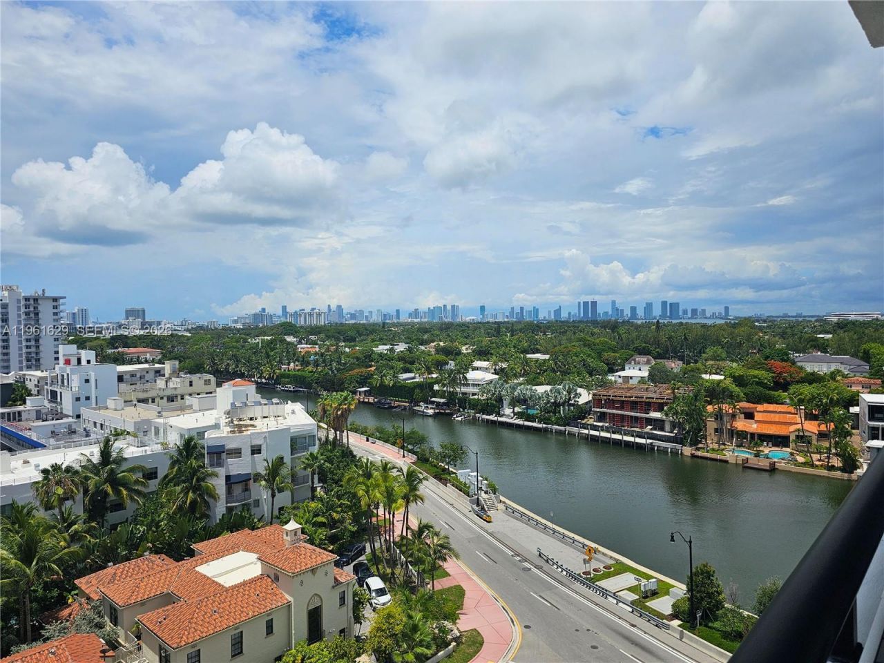 3200 Collins Ave, Unit 9-6, Miami Beach, FL 33140 Photo