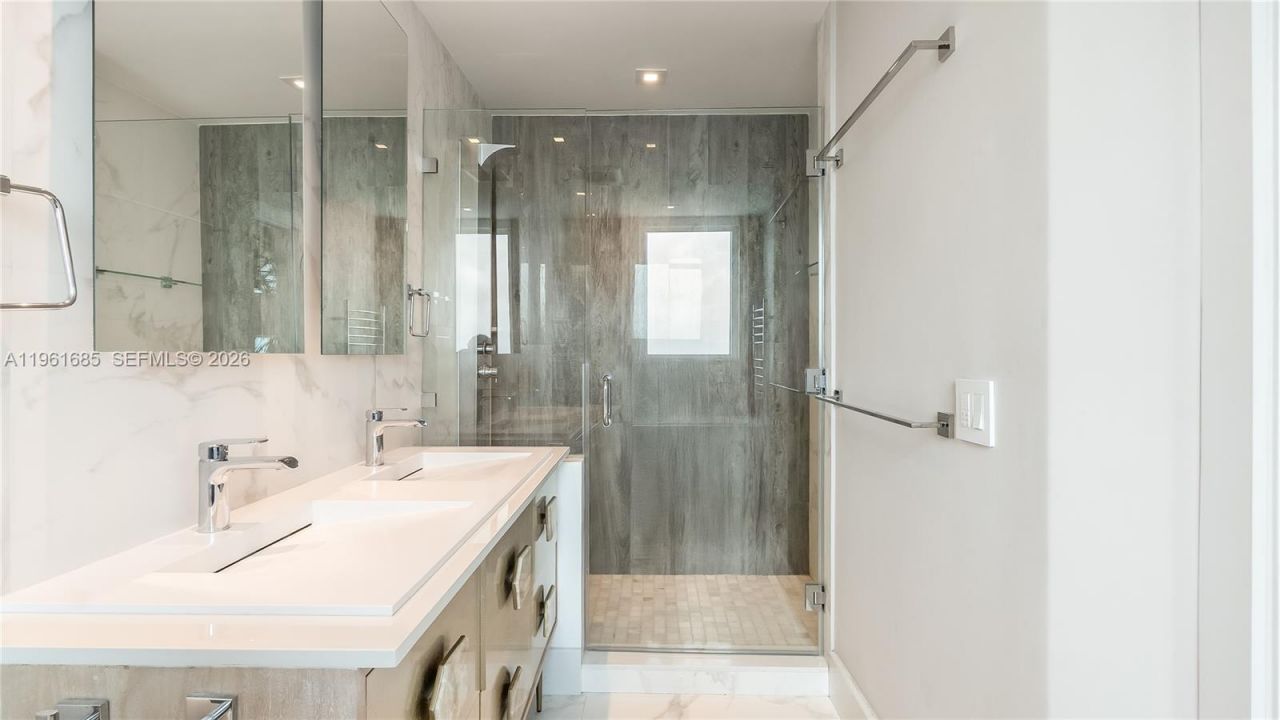 60 SW 13th St, Unit 4200, Miami, FL 33130 Photo