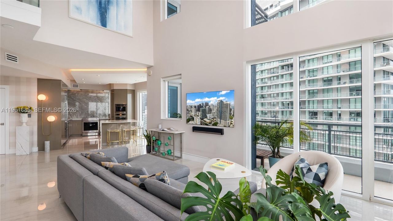 60 SW 13th St, Unit 4200, Miami, FL 33130 Photo