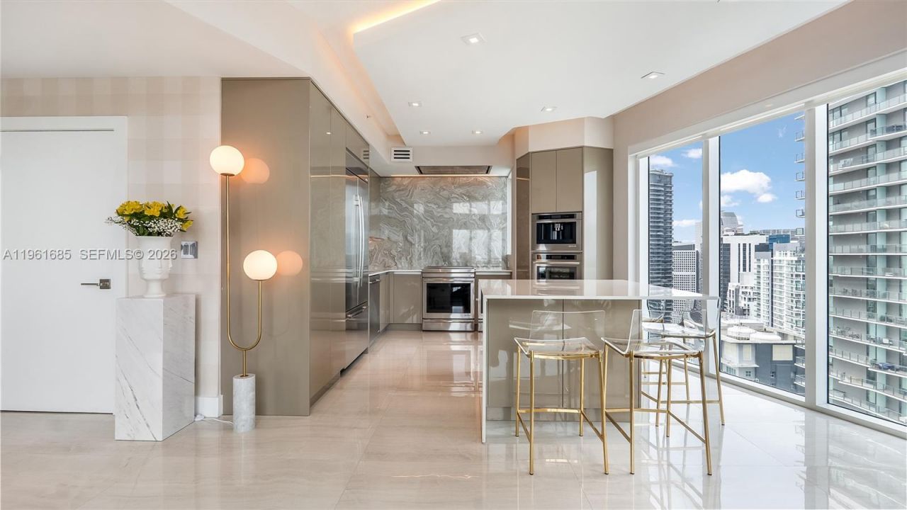 60 SW 13th St, Unit 4200, Miami, FL 33130 Photo