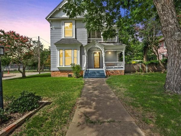 702 N 15th Street , Waco, TX 76707