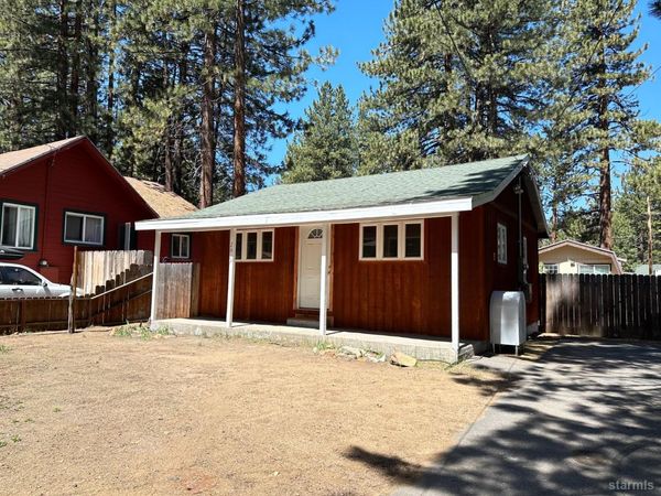 2613 Fountain Avenue, South Lake Tahoe, CA 96150