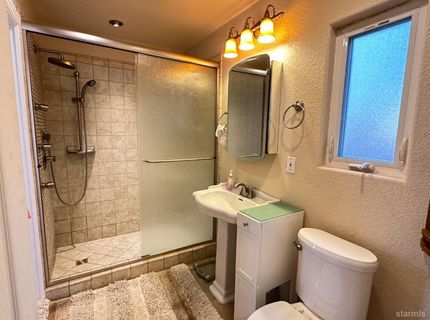 2613 Fountain Avenue, South Lake Tahoe, CA 96150 Photo