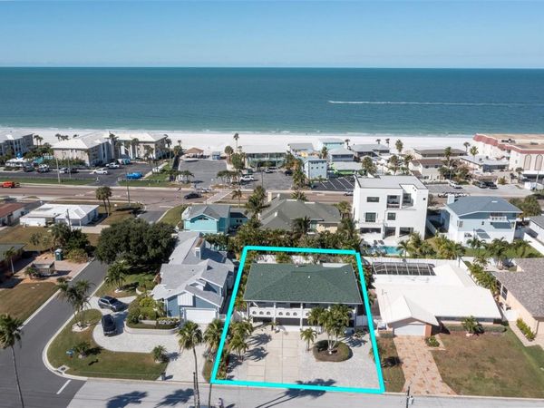 2710 HIBISCUS DRIVE W, BELLEAIR BEACH, FL 33786