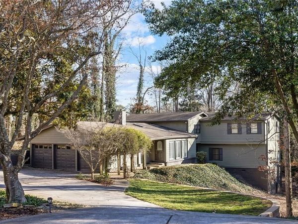 565 Timberland Drive, Atlanta, GA 30342