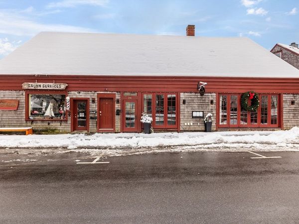 26 Central Street, Manchester, MA 01944