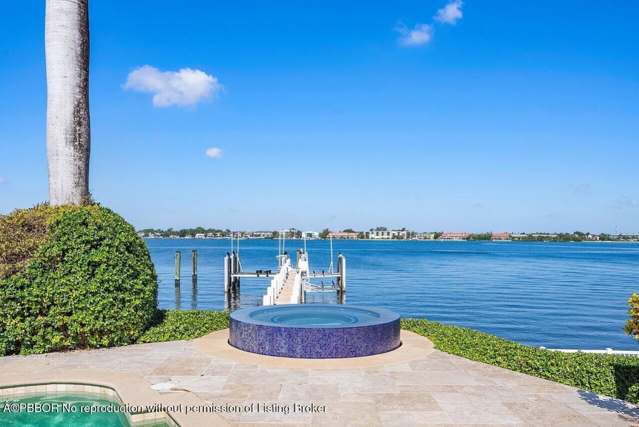 1880 S Ocean Boulevard, Lantana, FL 33462 Photo