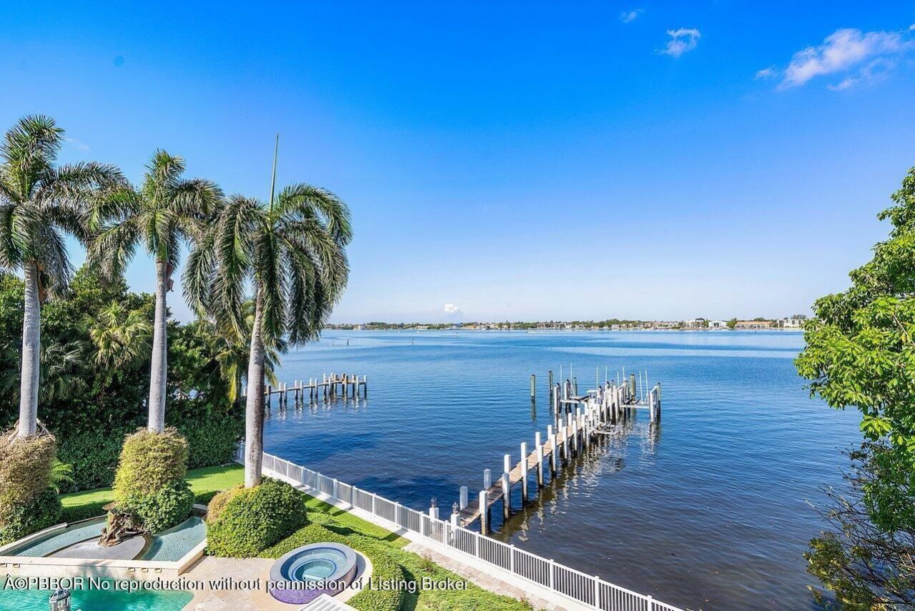 1880 S Ocean Boulevard, Lantana, FL 33462 Photo