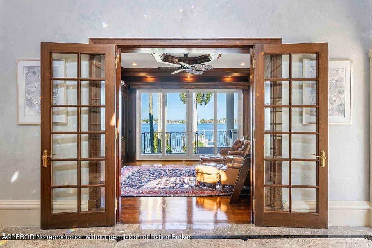 1880 S Ocean Boulevard, Lantana, FL 33462 Photo