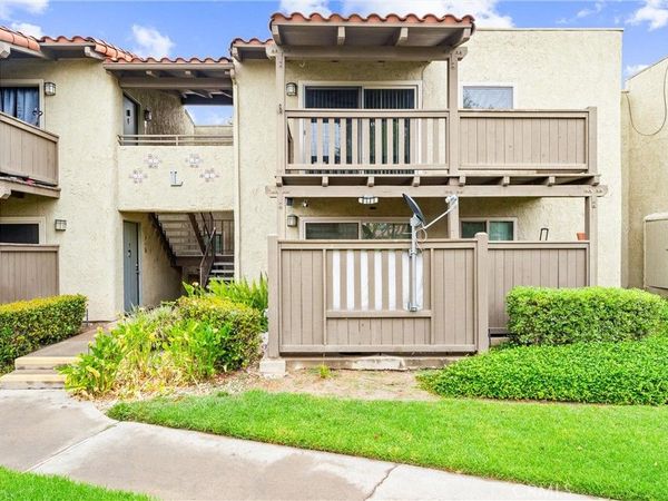 1345 Cabrillo Park Drive, Unit L16, Santa Ana, CA 92701