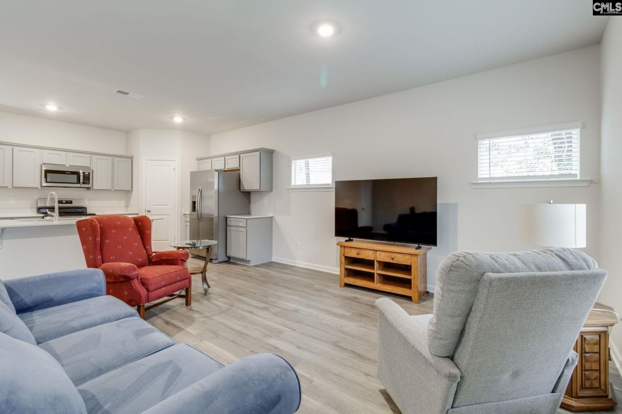 1318 Crosshill Court Photo 11