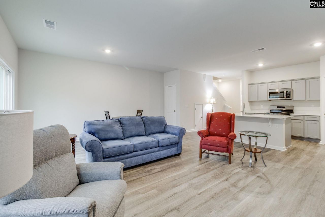 1318 Crosshill Court Photo 12