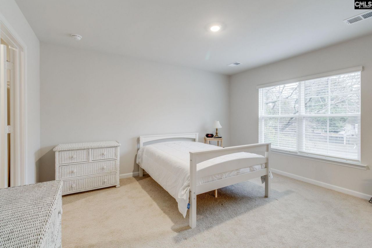 1318 Crosshill Court Photo 15