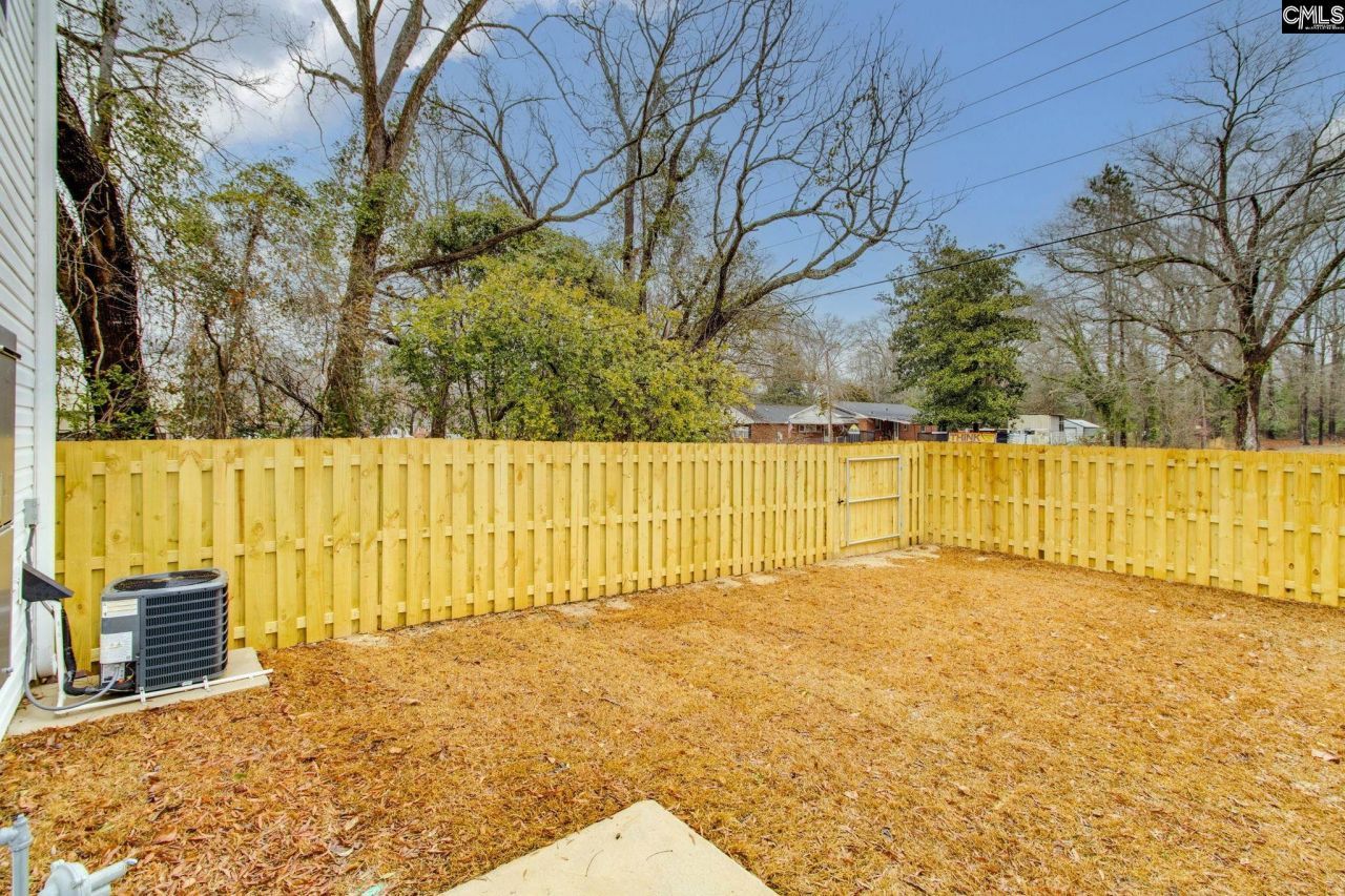 1318 Crosshill Court Photo 28