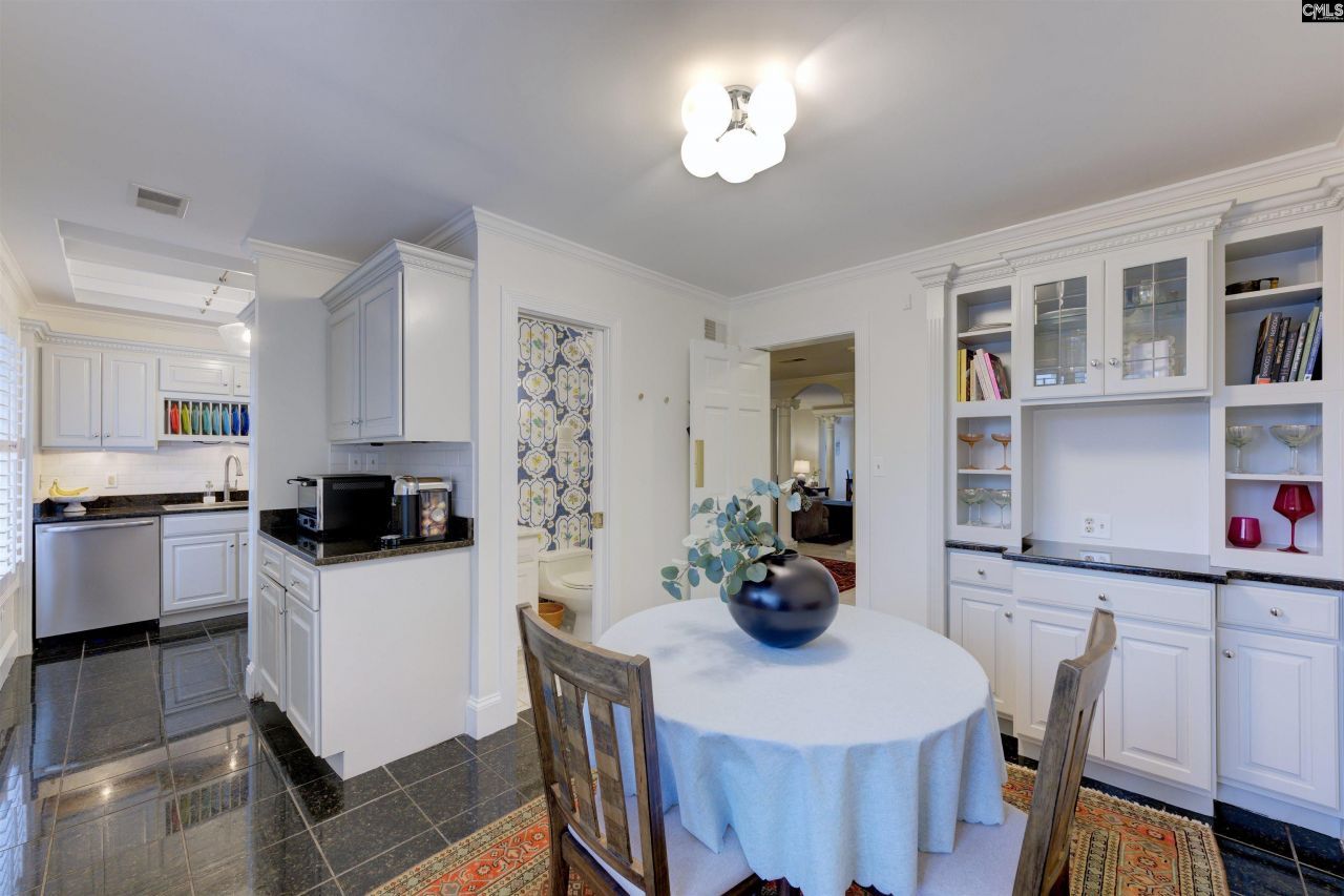 333 Pine Cliff Court Photo 14