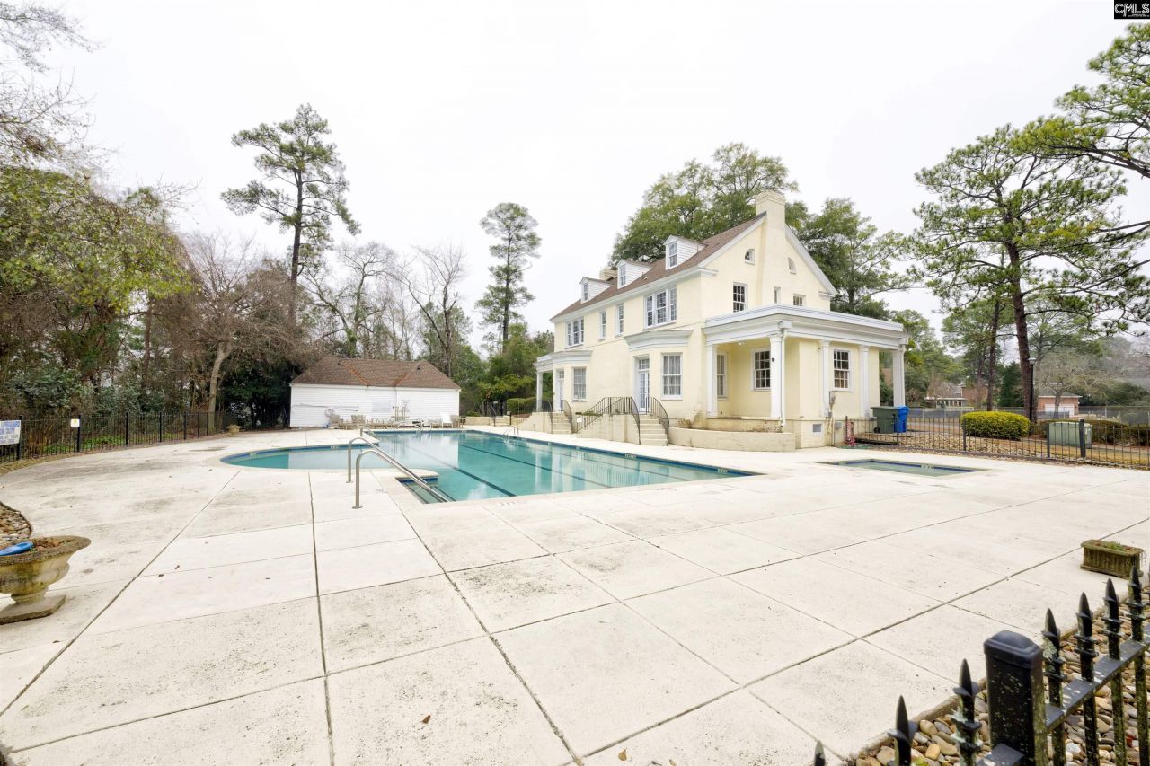 333 Pine Cliff Court Photo 38