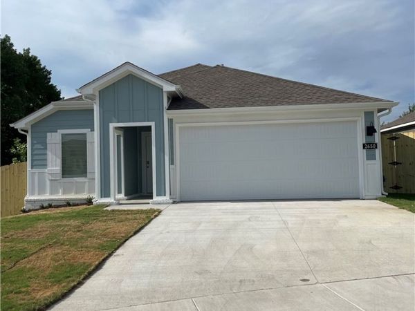 2650 N Snowball Drive , Fayetteville, AR 72704